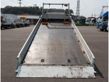 ★荷台内寸:5,120&times;2,100&times;220★
