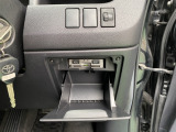 人気のノアYY!入庫しました!SDナビ!フルセグTV!ETC!両側スライド!バックカメラ!HID!是非この機会に!