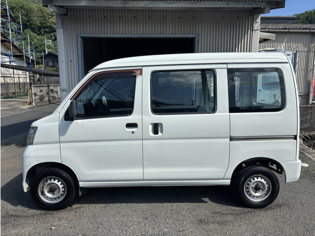 ダイハツ ハイゼットカーゴ 2シーター ハイルーフ 車検令和9年6月28日