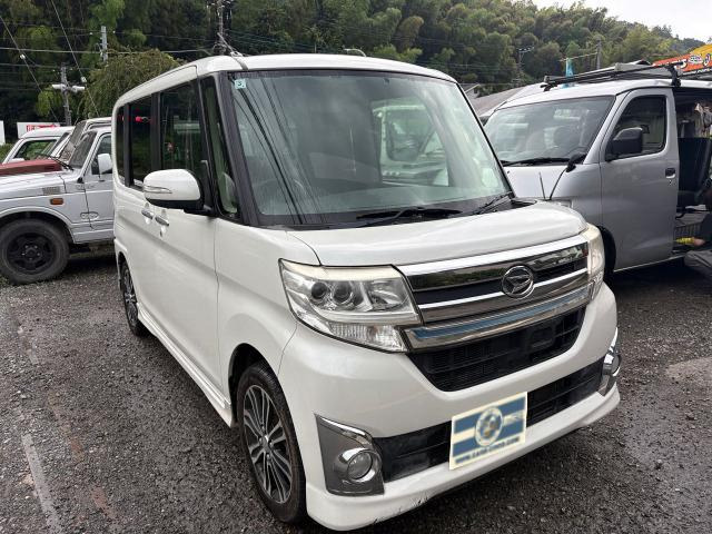 ダイハツ タントカスタム 