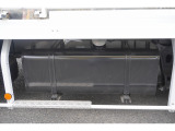 中古車に保証を付ける事は自信のある車両を仕入れ販売する事、 粗悪なエンジン・ミッションの車両を販売しない事、 整備点検をしっかりする事です。 当店とお客様の信用!