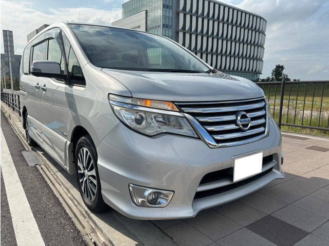 セレナ 2.0 ハイウェイスター Vセレクション+Safety II S-HYBRID 記録簿多数・即乗り...