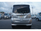 自動車保険もご相談ください。当店は三井住友海上、あいおいニッセイ同和損保の代理店です。保険担当が万一の際は連携を取って迅速にご対応致します。代車・レンタカーもご用意できますのでご安心ください。