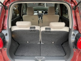 トランク広々してます!お問い合わせはTEL06-6430-1230 E-mail cars_genesis2007@yahoo.co.jpまで!!☆