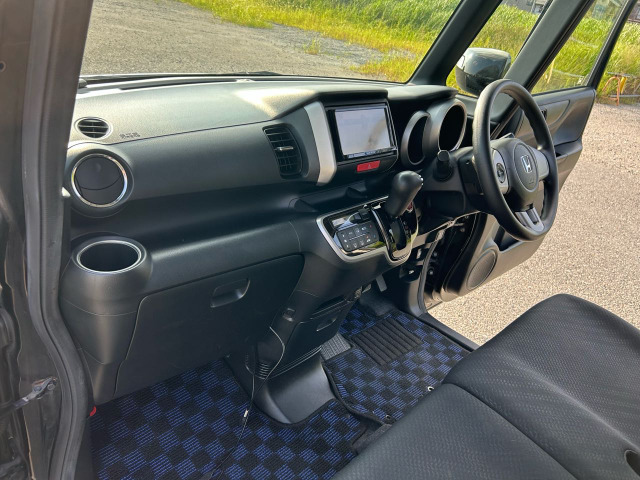 ホンダ N-BOX G SSパッケージ ☆BカメラナビETC車検2年付☆ の中古車