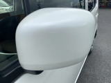程度が悪い車が安いのは当たり前です。当店はコストを安く!薄利多売価格設定でお客様が良質安価な車両に出会える事にこだわっております。少し年式が古くても程度の良い車両は沢山あります!