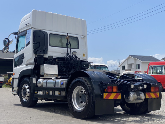 UDトラックス クオン トレーラーヘッド ハイルーフ の中古車詳細