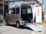 福祉車両スローパーリヤシートレス仕様+折り畳みシート