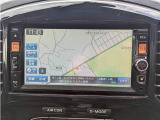 純正SDナビゲーション CD・DVD・Bluetooth・VTR TV地デジ Bカメラ フロントカメラなど使えます。