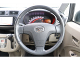 TV(フルセグ)、Bluetooth、USB、SD、DVD、CD、ラジオがついています。