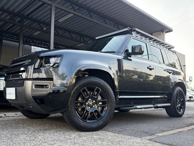 ディフェンダー 110 X ダイナミック SE 3.0L D300 ディーゼル 4WD ターボ 4WD ワンオ...