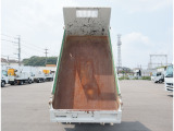 ★荷台内寸:3,050&times;1,590&times;320★