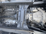 荷台下フレーム:フレームサビ無し、塗装済で汚れもなしです。東北道『佐野藤岡インター』出て約3分,『道の駅みかも』様ヨコ,ラーメン屋さん並びに店舗あります!!