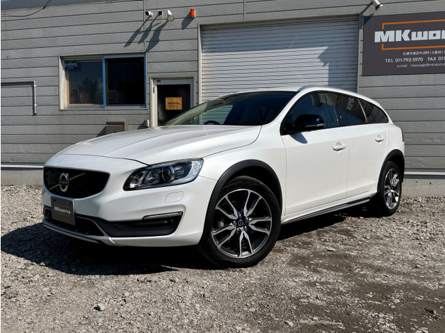 V60クロスカントリー T5 AWD SE 4WD