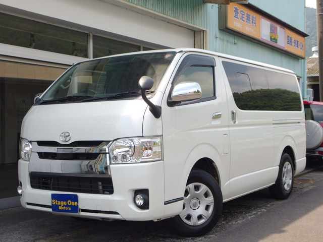 トヨタ ハイエースバン 