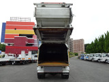 新明和 MODEL:GR094-563 MFG:H603427166 容積:9.5m3 積載荷重中心位置、荷箱中心位置より2.050m