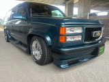 GMC サバーバン