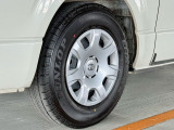 しかも、たいてい新車時タイヤはブリヂストンですが、こちらはダンロップ!グッドイヤー履いてるときも当たりですが、これもクッション性がもう気持ちよすぎるんですよね。