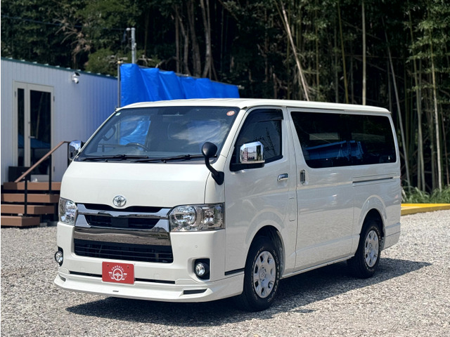 トヨタ ハイエースバン 