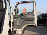 ☆★遠方のお客さま★☆ 実車を見れなくても安心して下さい。外装・内装・装備品、気になることは何でもお聞きください。キズが気になる個所があればその部分の写真を送らせて頂きます♪
