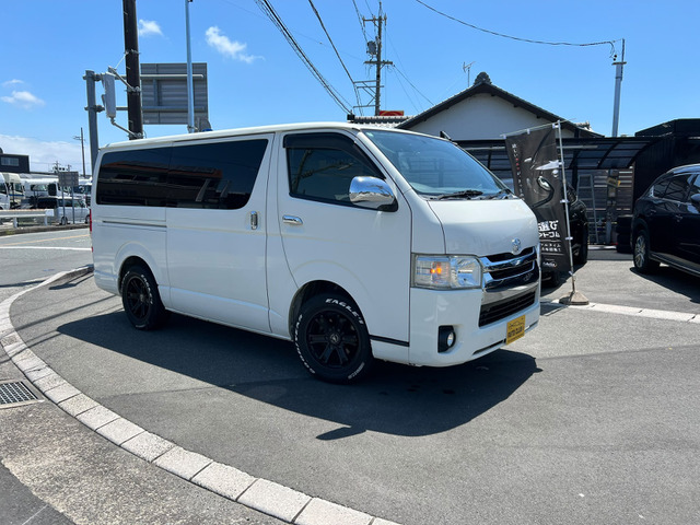トヨタ ハイエースバン 