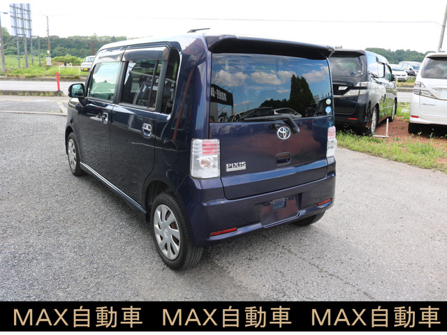 トヨタ ピクシススペース カスタム X の中古車詳細 (76,800km, ブルー