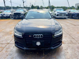 A8 4.0 TFSI クワトロ 4WD パノラミックビューモニター/4WD