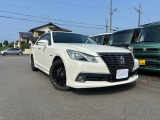 トヨタ クラウン ハイブリッド 2.5 ロイヤルサルーン