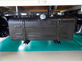 燃料タンク80L シャーシは 錆止め/マフラー塗装 仕上げに力を入れています。