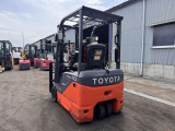 トヨタL&F 電動フォークリフト 19707