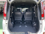 人気のノアSi!WxB!入庫しました!SDナビ!フルセグTV!両電動!ドラレコ前後!Bカメラ!ETC!Bluetooth!電格ミラー!AUTOライト!アイドリングストップ!7人乗り!是非この機会に!