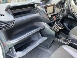 人気のノアSi!WxB!入庫しました!SDナビ!フルセグTV!両電動!ドラレコ前後!Bカメラ!ETC!Bluetooth!電格ミラー!AUTOライト!アイドリングストップ!7人乗り!是非この機会に!