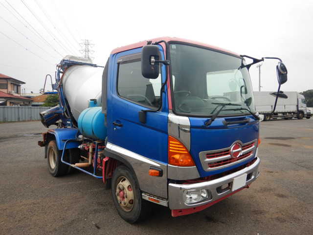 レンジャー  車検R8年10月迄 ミキサー車 カヤバ