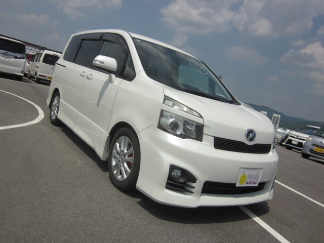 ヴォクシー 2.0 ZS 両側パワースライドドア パワーバックドア