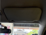 運転席サンバイザー