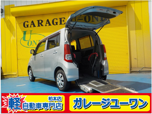 ワゴンR ウィズ 車いす移動車 リヤシート付 電動固定式