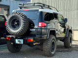 FJクルーザー 4.0 カラーパッケージ 4WD リフトアップ 社外AW ナビ MTタイヤ