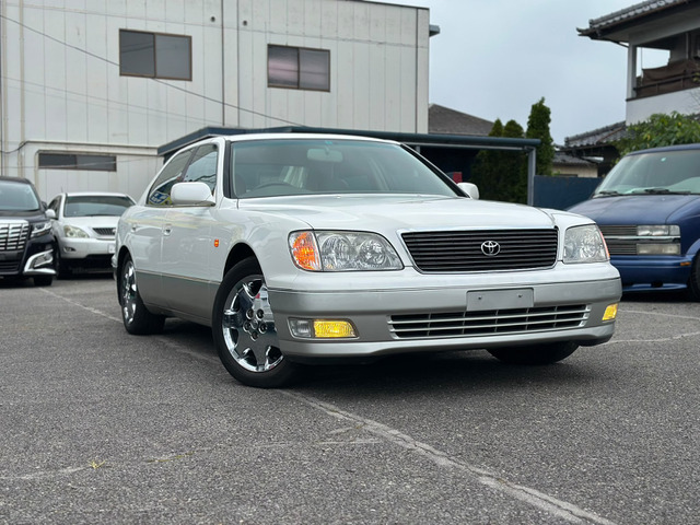 トヨタ セルシオ 