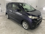 お車と一緒に新品タイヤ(ホイール付き)をご希望の方にはお得な価格にてご提供しております。常時在庫がありますので、いつでもご確認いただけます。