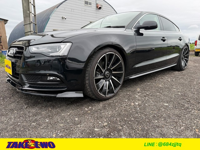 A5スポーツバック 2.0 TFSI クワトロ Sラインパッケージ 4WD レザーシート プッシュ...