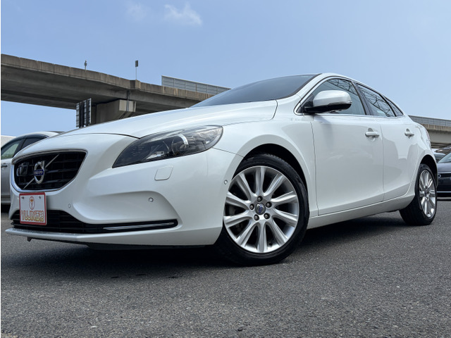 ボルボ V40 
