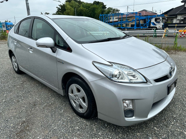 プリウス 1.8 L ワンオーナー スマートキー ETC