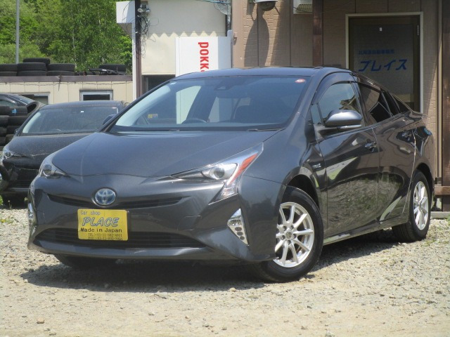 プリウス 1.8 S セーフティ プラス E-Four 4WD ナビ・TV バックカメラ 寒冷地仕様