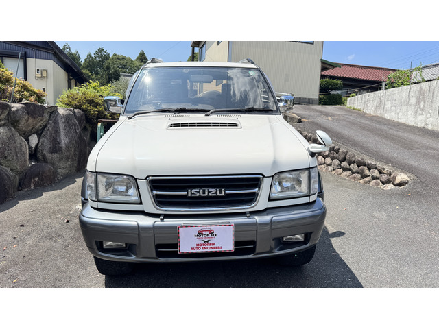 ビッグホーン  いすゞ ビッグホーン ディーゼル 4WD