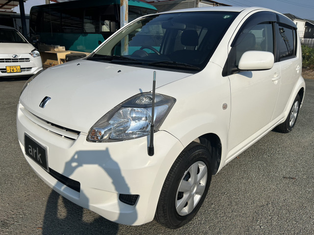 パッソ 1.0 X クツロギ 
