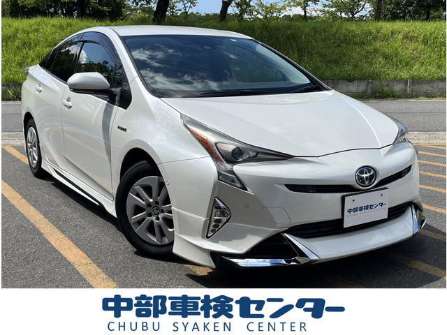 トヨタ プリウス 
