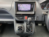 インパネAT車!サイドブレーキはフットタイプで便利!オートエアコンですのでとても簡単で快適に過ごせます!その他オプションも可能ですのでお気軽にご相談下さい!お問い合わせお待ちしています!