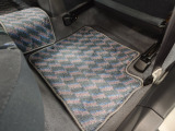 【自社整備工場完備】 自社整備工場を完備しており、納車前は徹底整備後お渡しとなります。自社工場だからこそ時間をかけれる。自社工場だからこそきめ細かい整備を。自社工場だからこそ出来る事があります。