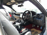 内外装クリーニング済みのお車です。入庫時に磨き作業を行い艶やかなクリスタルホワイトパール(K1X)になります。