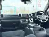 それにしてもやっぱ5万キロ弱だからかーなーりきれい!中古車特有の匂いもまだないし、内装カスタムで楽しんじゃうのもいいと思います!
